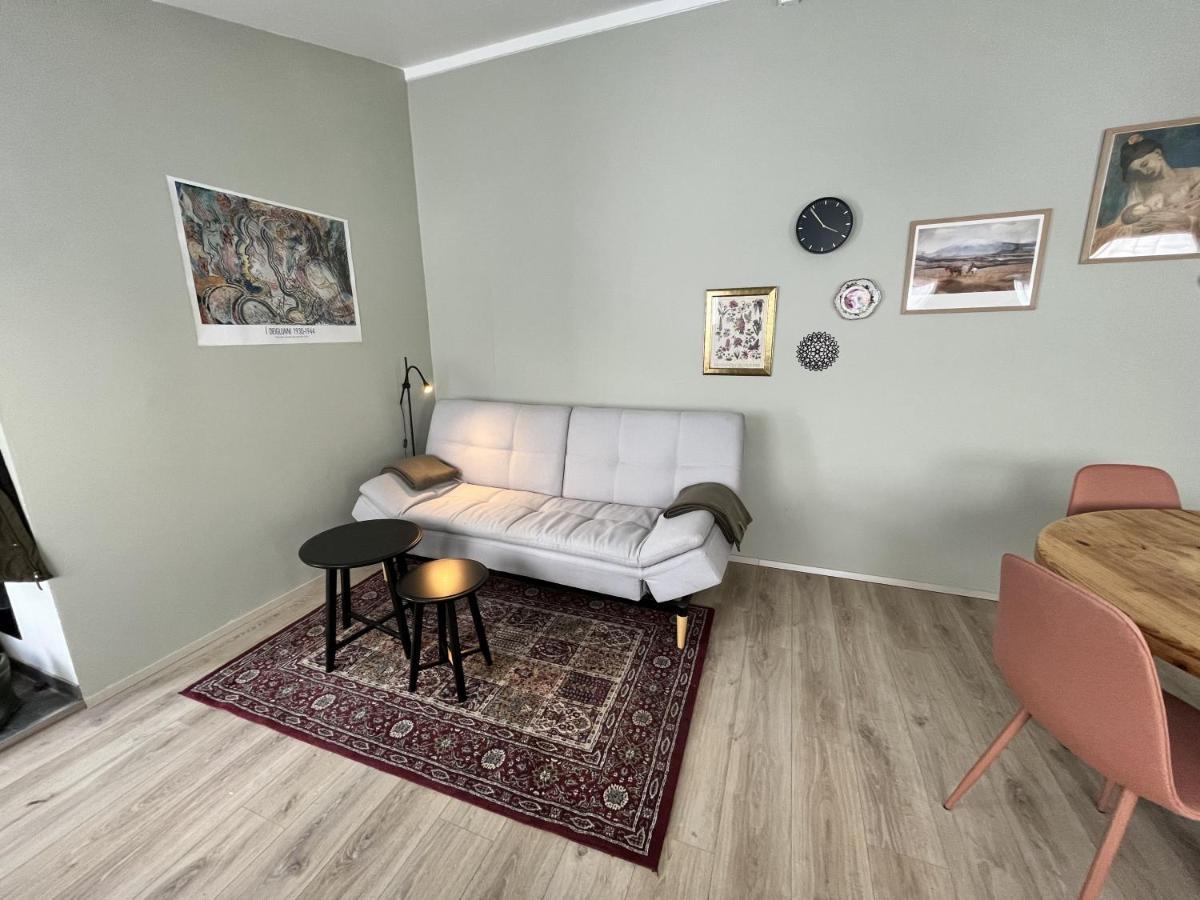 Bridge Apartment เอยิลส์สตาดีร์ ภายนอก รูปภาพ