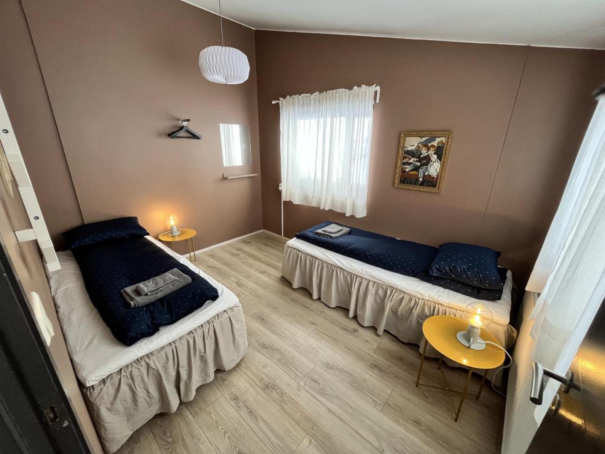 Bridge Apartment เอยิลส์สตาดีร์ ภายนอก รูปภาพ